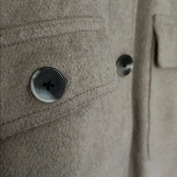 Button-up Shirt Jacket - Picture 3 of 7